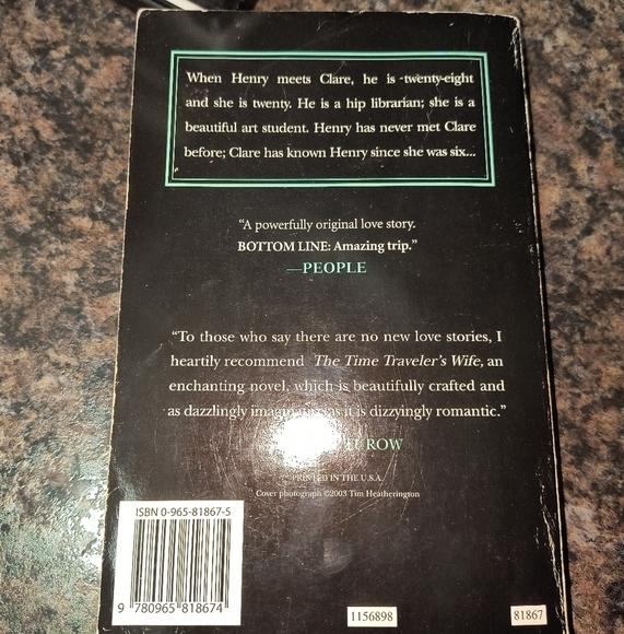 The Time Traveler's Wife by Audrey Niffenegger - Picture 2 of 2